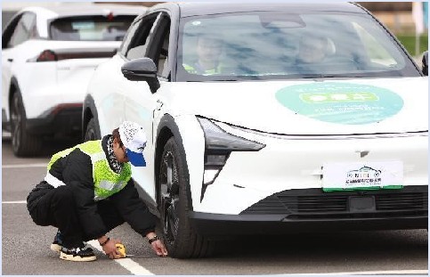 抢占智能驾驶新赛道！2025全国智能驾驶测试赛（重庆站）火热招募中！_中国国际新能源和智能网联汽车展览会