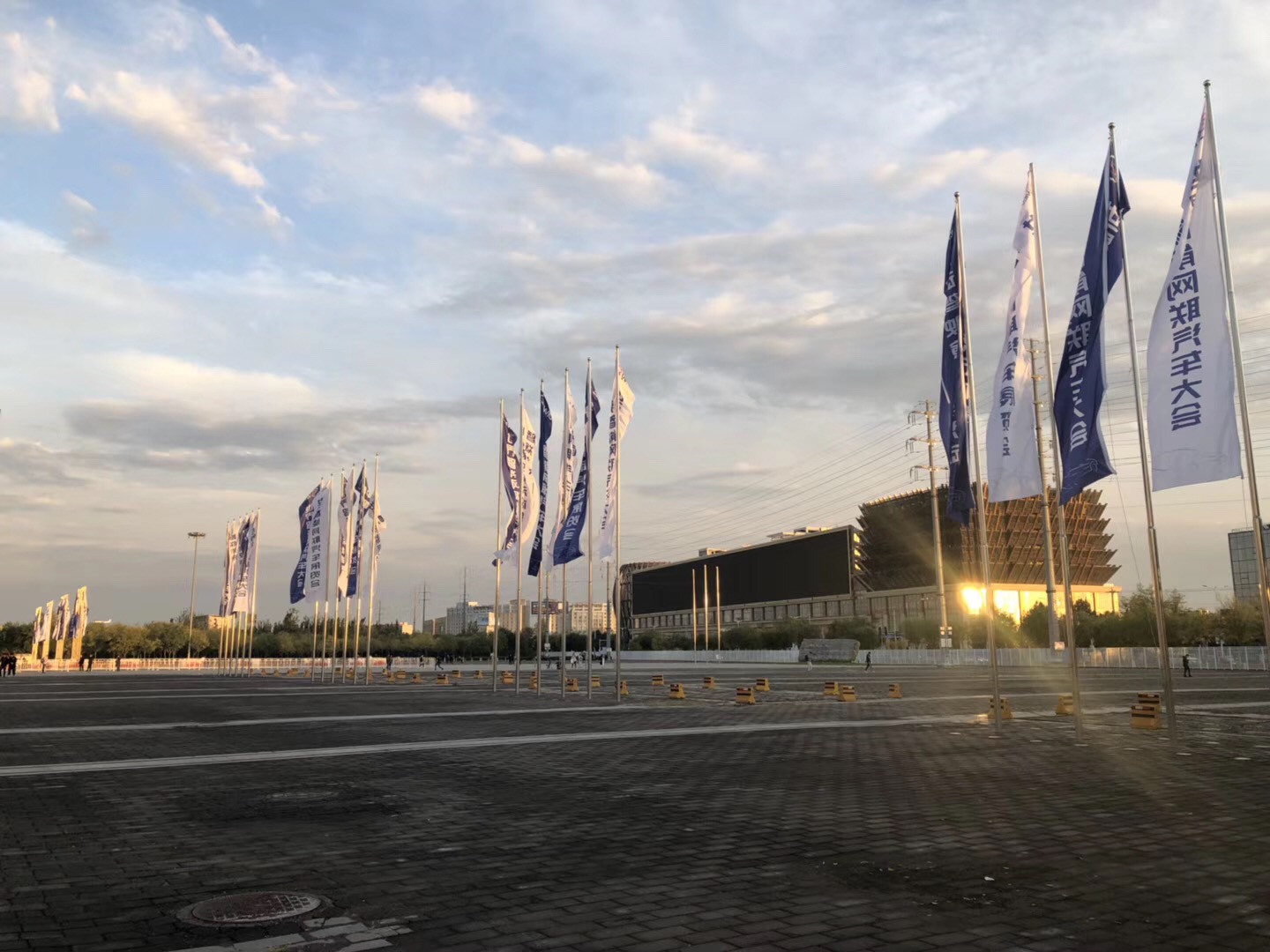 IEEVChina 2019展会圆满落幕 期待明年再见！_世界智能网联汽车大会暨中国国际新能源和智能网联汽车展览会